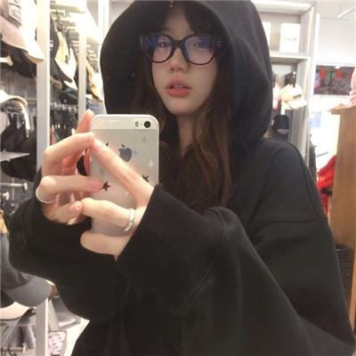 平凡上班族到异世界当上了四天王的故事